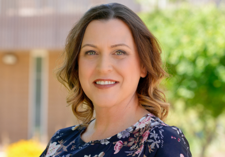 Headshot of Jennifer Kline