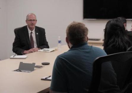 Scott Stump meeting with GateWay students